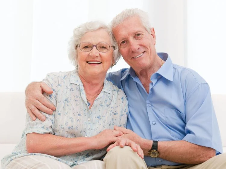 old_couple_smiling
