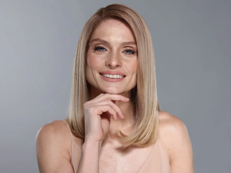 smiling_women