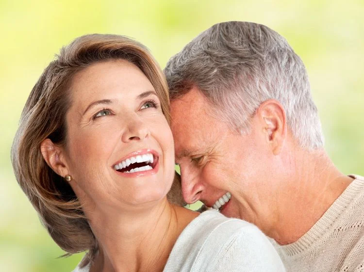 smiling_couple